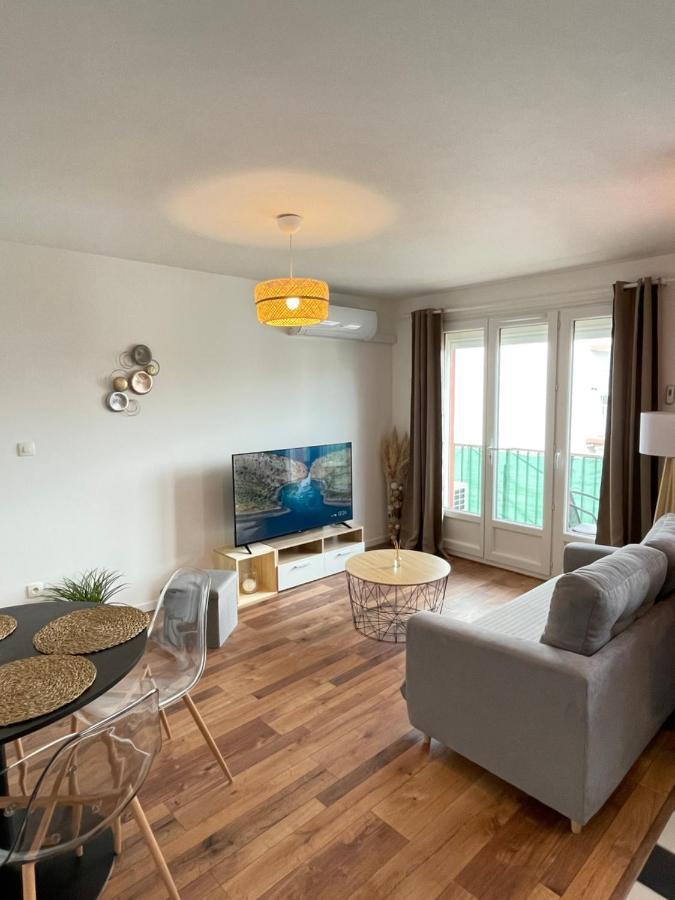 Bel Appartement Meyzieu Centre Proche Tramway Bagian luar foto